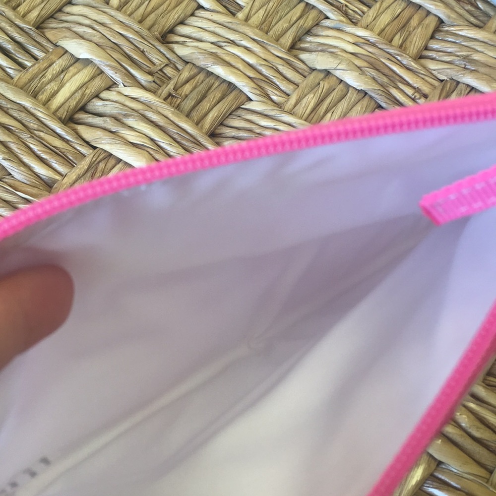 Kate Wristlet - Picture 4 of 5